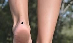 Người có nốt ruồi ở gót chân dễ giàu sang phú quý cả đời