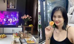 Hé lộ không gian sống tràn ngập hoa tươi của 'Hoa khôi bóng chuyền' Kim Huệ 