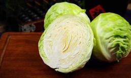 Nhớ đừng rửa bắp cải bằng nước, nó tương đương với uống thuốc trừ sâu, dạy bạn đúng cách, hết bẩn 