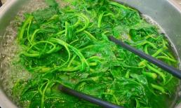 Luộc rau muốn xanh, giòn ngon nên đậy nắp nồi hay mở nắp? Hãy tham khảo kinh nghiệm của mẹ đảm dưới đây!