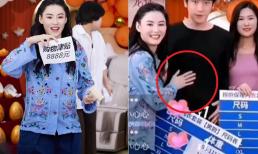 Trương Bá Chi livestream bán hàng để nuôi con, nhan sắc tuổi 41 đẹp như mơ nhưng hành động 'đụng chạm' trai trẻ trên sóng gây tranh cãi