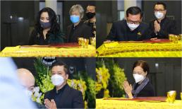 Đám tang nhạc sĩ Phú Quang: Dàn nghệ sĩ thất thần, mắt đỏ hoe nhìn cố nhạc sĩ lần cuối