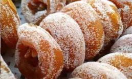 Lớp 'sương trắng' bám trên quả hồng xấy khô là gì? Có cần phải rửa trước khi ăn không?