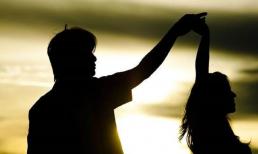 Gửi người đàn bà si tình: Dù yêu đến mấy cũng đừng ly hôn vì mối quan hệ ngoài hôn nhân của chồng. Có 3 lý do!