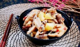 Cách làm chân gà hầm nấm và khoai tây, ngon và giàu dinh dưỡng