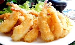 Làm tôm chiên xù cho tiệc, cỗ cuối năm đừng quên mẹo nhỏ này để món ăn được đẹp mắt hơn 