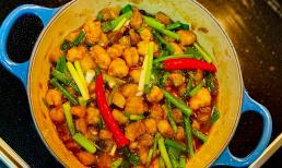 Trời lạnh ăn thịt ba chỉ kho quẹt với cơm cháy ngon 'quên lối về', công thức làm đơn giản và bí quyết xem tại đây