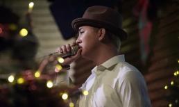 Hoài Lâm trở lại sân khấu, hát live cực sung khiến fan có hành động gây chú ý