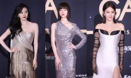 Thảm đỏ Esquire: 'Ngụy Anh Lạc' gây ấn tượng với style Nữ hoàng Cleopatra nhưng vẫn bị 'Song Hye Kyo bản Trung' đè bẹp 