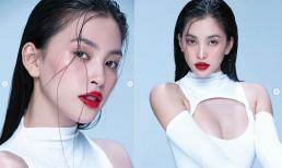 Hoa hậu Tiểu Vy khiến dân tình mãn nhãn khi tung bộ ảnh cực bốc: Môi đỏ căng mọng, vòng 1 mướt mắt