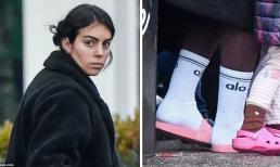 Sống trên nhung lụa khi yêu cầu thủ xuất sắc nhất thế giới nhưng bạn gái của Cristiano Ronaldo lại ăn mặc xuề xòa như thế này