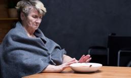 Điều gì xảy ra với những người nhất quyết bỏ bữa tối? Ngoài giảm cân, còn 4 hệ lụy đang chờ bạn 