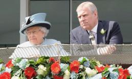 Hoàng tử Andrew bị Nữ hoàng Anh tước danh xưng hoàng gia vì bê bối đời tư