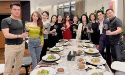 Vân Hugo và chồng mới ra Hà Nội ăn tất niên sớm cùng hội bạn thân Việt Anh - Quỳnh Nga