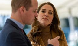 Công nương Kate bị chồng 'dằn mặt' giữa chốn đông người chỉ vì hành động phấn khích này