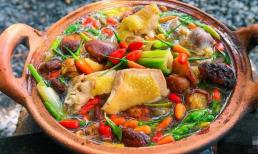 Bí quyết nấu lẩu gà cho team thích ăn cay, ngon đến miếng cuối cùng 