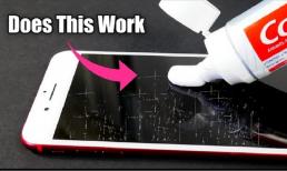 Loại bỏ vết xước màn hình điện thoại bằng 1 vật dụng không thể ngờ tới trong phòng tắm