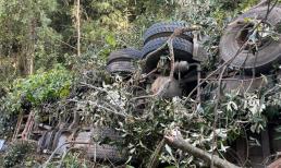 Vụ xe ô tô lao xuống vực khiến 6 người tử vong: Xe có 9 người trong khi chỉ cho phép chở 2