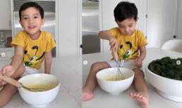 Cậu cả Maximus cực quấn quít bên Phạm Hương, dành ngày cuối tuần phụ mẹ xuống bếp làm bánh