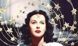 Cô ấy là một nữ diễn viên Hollywood tuyệt đẹp, đã kết hôn 6 lần và một trong những phát minh của cô ấy đã thay đổi cuộc đời chúng tôi