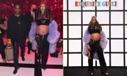 Ca sĩ tỷ phú Rihanna mặc hở bạo khoe bụng bầu tình tứ bên bạn trai