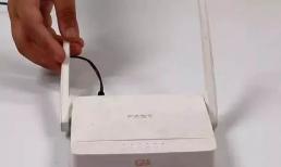 Tín hiệu Wifi ở nhà kém? Chỉ cần đặt một tờ giấy lên đó và hướng dẫn bạn cách tăng tốc độ Internet lên gấp 5 lần, đơn giản và nhanh chóng!