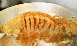 7 mẹo để rán cá vàng giòn, không bị văng dầu hay dính chảo mà chị em nên nằm lòng