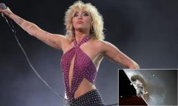 Máy bay chở Miley Cyrus bị sét đánh, ekip sợ hãi thốt lên 'cứ ngỡ sắp chết đến nơi'