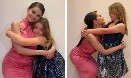 Giảm cân thành công nhưng Selena Gomez vẫn lộ một 'rổ bụng' bên cô em gái siêu đáng yêu 