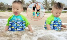 Hai nhóc tì sinh đôi nhà Dương Khắc Linh và Sara Lưu được đi bơi, nhìn biểu cảm thích thú 'siêu yêu'
