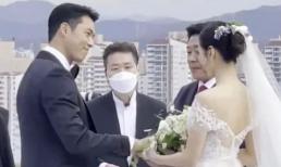 Lộ thêm khoảnh khắc Hyun Bin cưng nựng vợ Son Ye Jin trong đám cưới làm tan chảy con tim fangirl