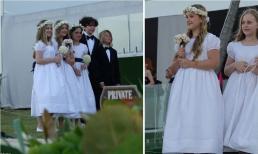 Harper Beckham được nhận xét xinh như công chúa khi làm phù dâu nhí trong đám cưới anh trai