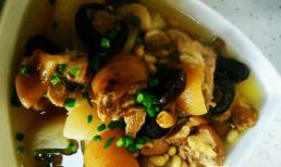 Học cách làm món chân giò heo hầm nấm rơm đơn giản mà ngon