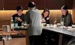 Hyun Bin và Son Ye Jin bị 'chộp' lại khoảnh khắc đi ăn tại Mỹ, visual sau đám cưới 'thế kỷ' khiến dân mạng rần rần