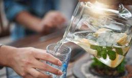 Uống một cốc nước ấm sau khi ngủ dậy tương đương với việc uống vi khuẩn? Nhiều người không hiểu, bác sĩ sẽ phổ biến cho bạn