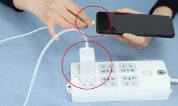 Khi sạc điện thoại, nên cắm nguồn điện trước hay đầu sạc điện thoại trước? Làm sai có thể làm hỏng tuổi thọ của pin rất nhiều!