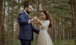 Em gái Hà Anh tung loạt ảnh cưới với chồng Tây, tự hỏi: 'Tình yêu có bao giờ là hoàn hảo?'