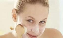 4 lợi ích chính của việc rửa mặt bằng nước muối, thứ 3 ít ai biết đến, giờ biết cũng chưa muộn!