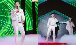 Nguyễn Phi Hùng gây bất ngờ với nhan sắc ở ngưỡng U50 qua camera thường, phải chăng nam ca sĩ đang lão hóa ngược?