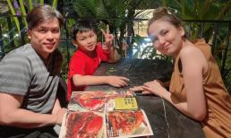 Hoa hậu Diễm Hương cùng chồng đưa con trai đi thi bơi, đăng ảnh gia đình vui vẻ sau nhiều đồn đoán trục trặc hôn nhân