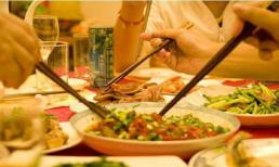 Người có đức tính tốt có 3 đặc điểm trong bữa tiệc tối, gặp được thì kết tình bạn sâu đậm