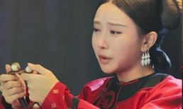 Sau khi các phi tần được đưa vào cung lạnh lẽo, thái giám đã làm điều xấu với họ, các phi tần không dám nói ra