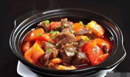 Khi hầm ức bò không chỉ nêm muối, thêm một bước nữa, ức bò càng thơm ngon mà không có mùi tanh 