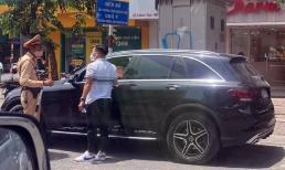 Sự thật hình ảnh Quang Hải bị CSGT dừng xe vì vượt đèn đỏ trên phố Bạch Mai