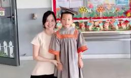 Con trai hot girl Ly Kute cao lớn, chững chạc khi chia tay mẫu giáo để vào lớp một
