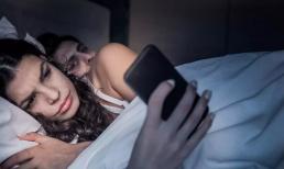 5 điều quan trọng cần làm nếu người yêu cũ bất chợt nhắn tin cho bạn