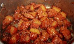 Cách làm thịt kho tiêu ngon đậm vị cho bữa cơm gia đình thêm hấp dẫn 