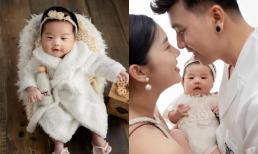 Phạm Lịch thông báo chính thức hạ sinh con gái, công khai luôn tên và gương mặt siêu cưng của nhóc tì 