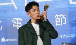 Kha Chấn Đông giành giải Ảnh đế sau thời gian đóng băng sự nghiệp vì scandal sử dụng ma túy, ăn chơi trác táng