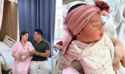 Kiwi Ngô Mai Trang tiết lộ khung ảnh đáng yêu của mình và con gái trong viện, chia sẻ cân nặng của nhóc tì 